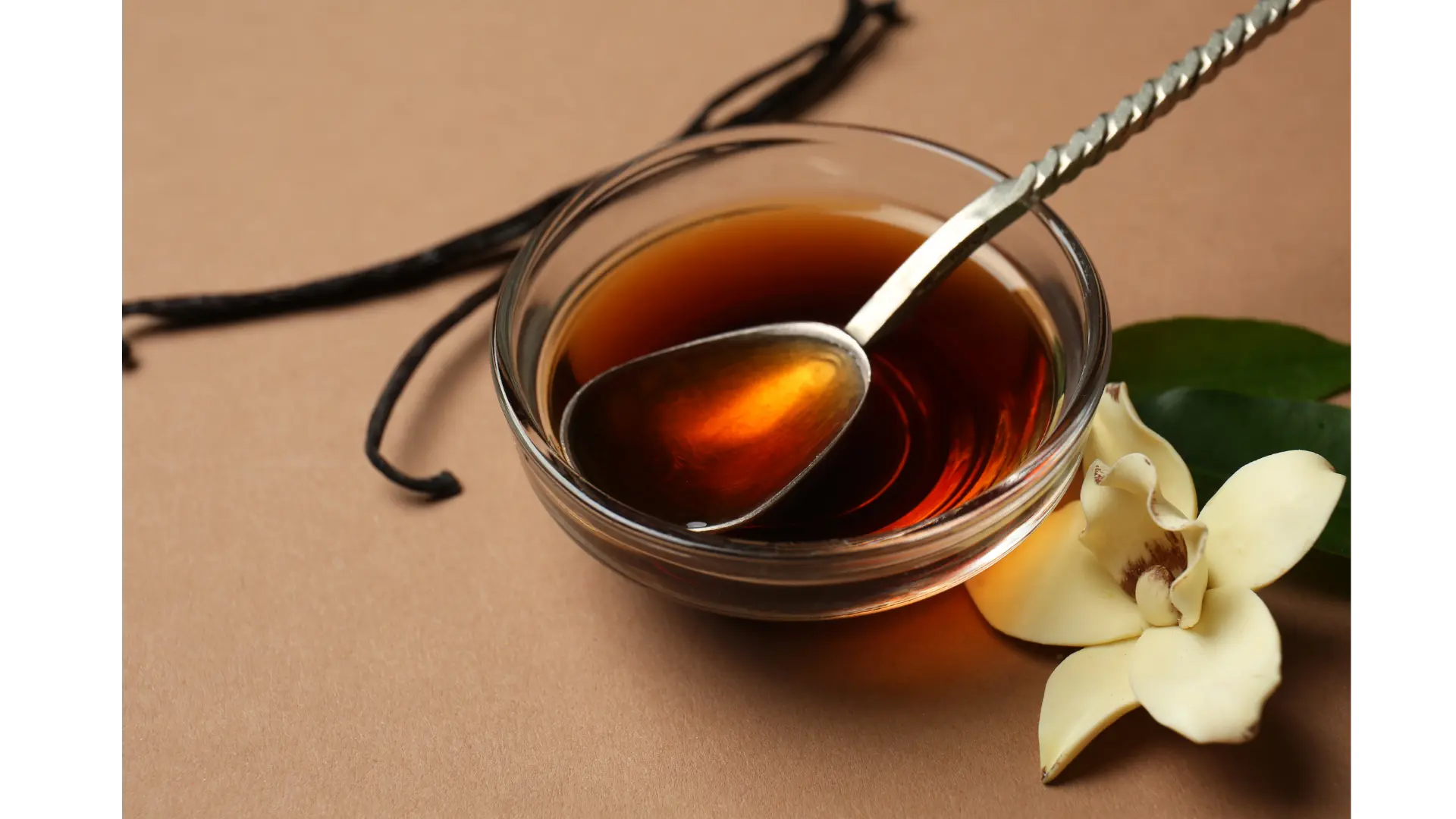 Bottle of Vanilla Royal alcohol-based natural vanilla extract, clear to light brown